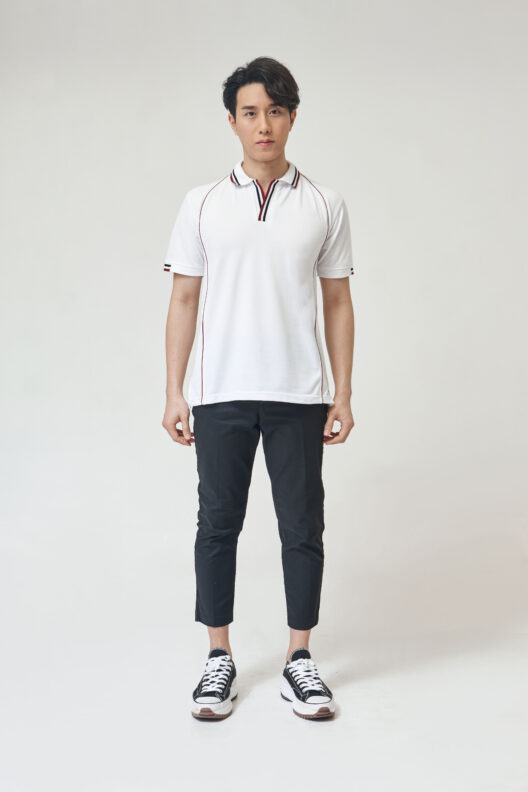 เสื้อโปโลยูนิฟอร์มสีขาว