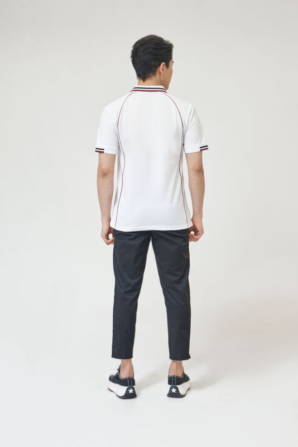 เสื้อโปโลยูนิฟอร์มสีขาว